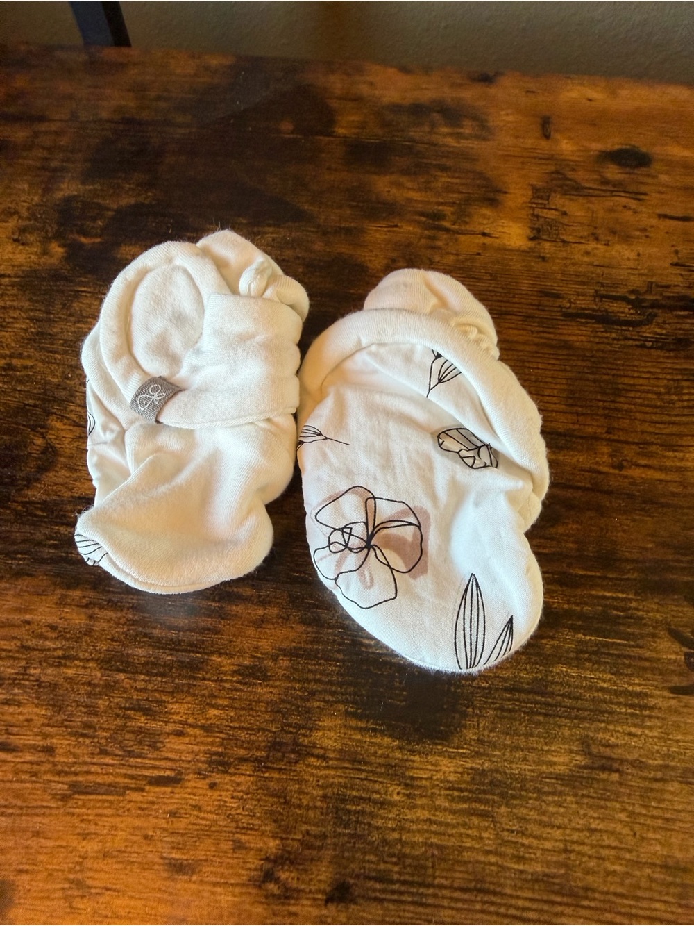 Goumi Kids Girl Booties. NWOT 3-6 month